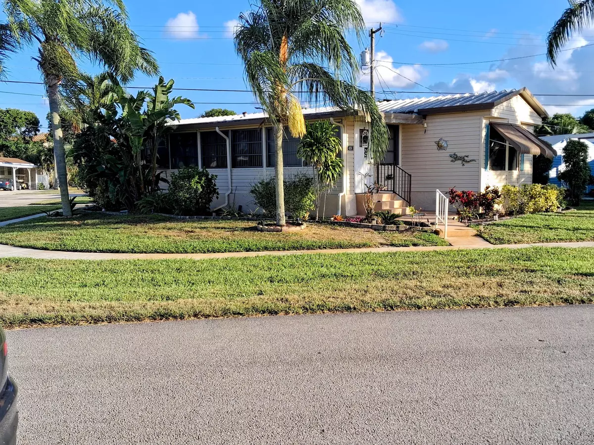 Boynton Beach, FL 33436,4094 Meadowview DR