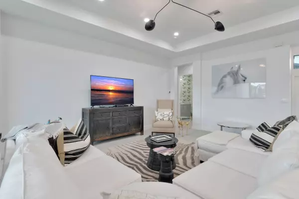 Boca Raton, FL 33496,17118 Aquavera WAY