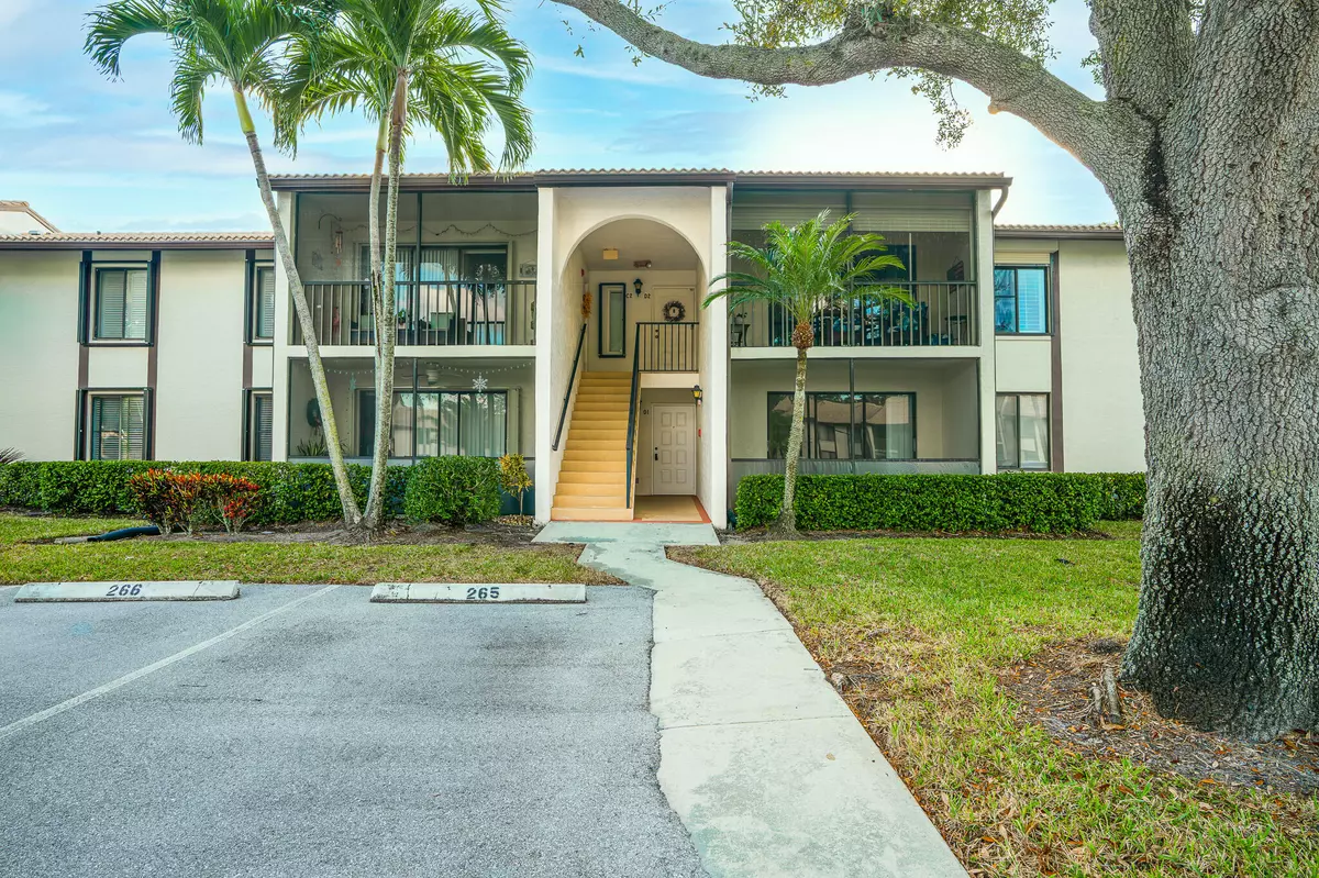 Palm City, FL 34990,2025 SW Silver Pine WAY 120-D1