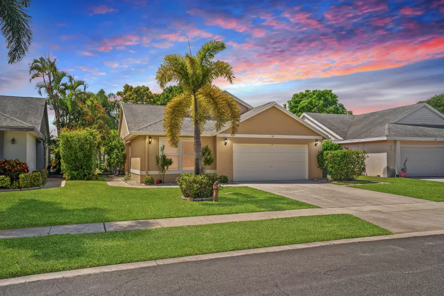 34 Misty Meadow DR, Boynton Beach, FL 33436