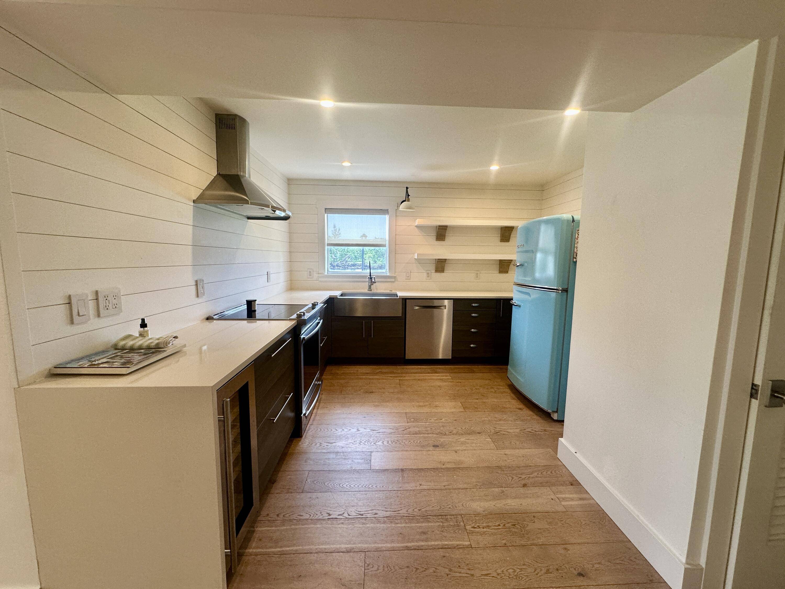 Boynton Beach, FL 33435,3 Colonial Club DR 104