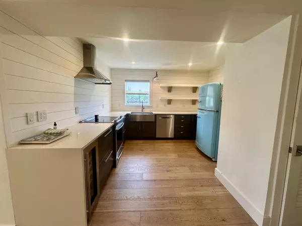 Boynton Beach, FL 33435,3 Colonial Club DR 104