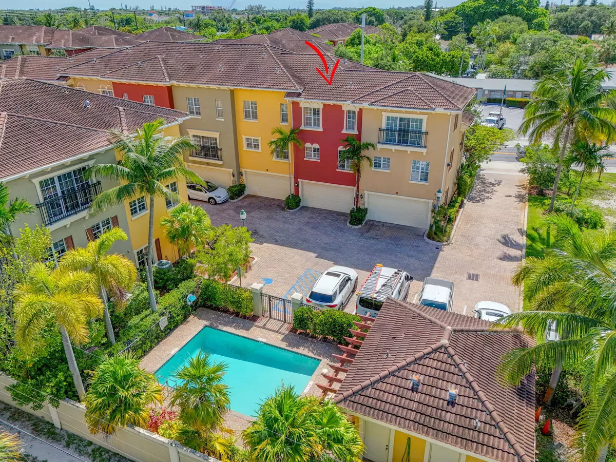 Lake Worth Beach, FL 33460,530 S Federal HWY 2