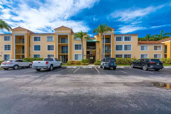Hypoluxo, FL 33462,160 Yacht Club Way 109
