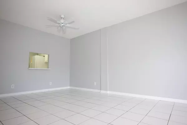 West Palm Beach, FL 33401,500 Executive Center 1m DR 1m