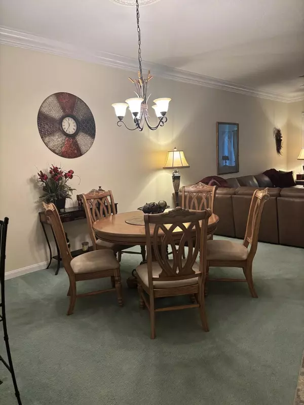 Fort Pierce, FL 34949,16 W Harbour Isle DR 104