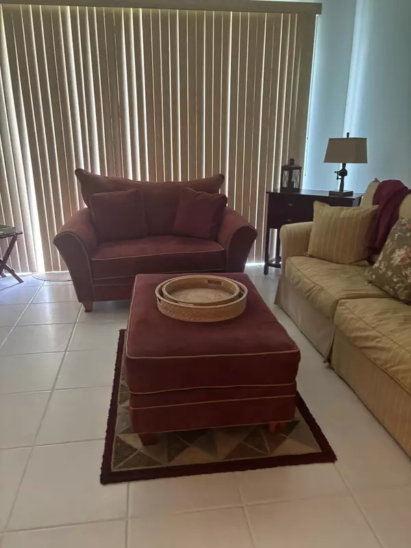 Fort Pierce, FL 34949,16 W Harbour Isle DR 104