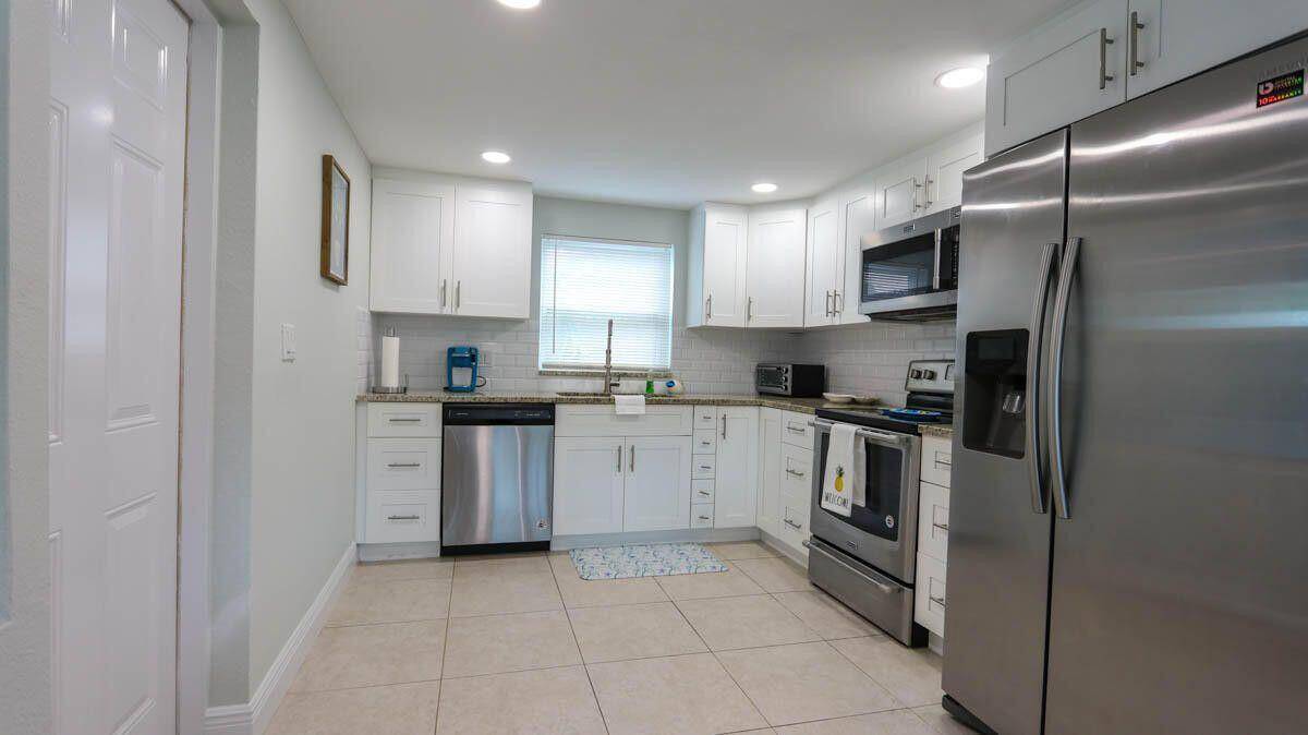 West Palm Beach, FL 33401,2520 Ridgeway AVE