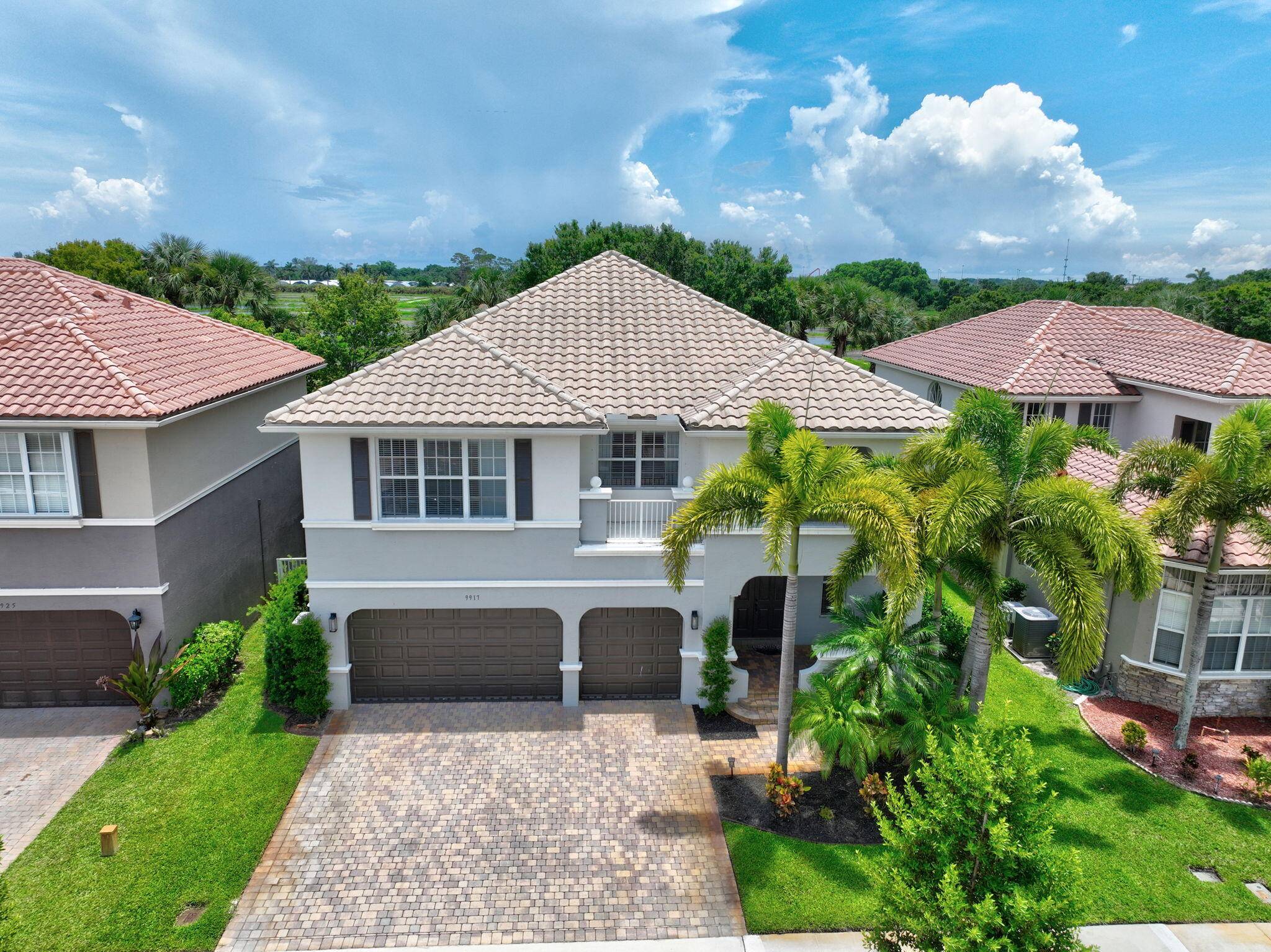 9917 Cobblestone DR, Boynton Beach, FL 33472