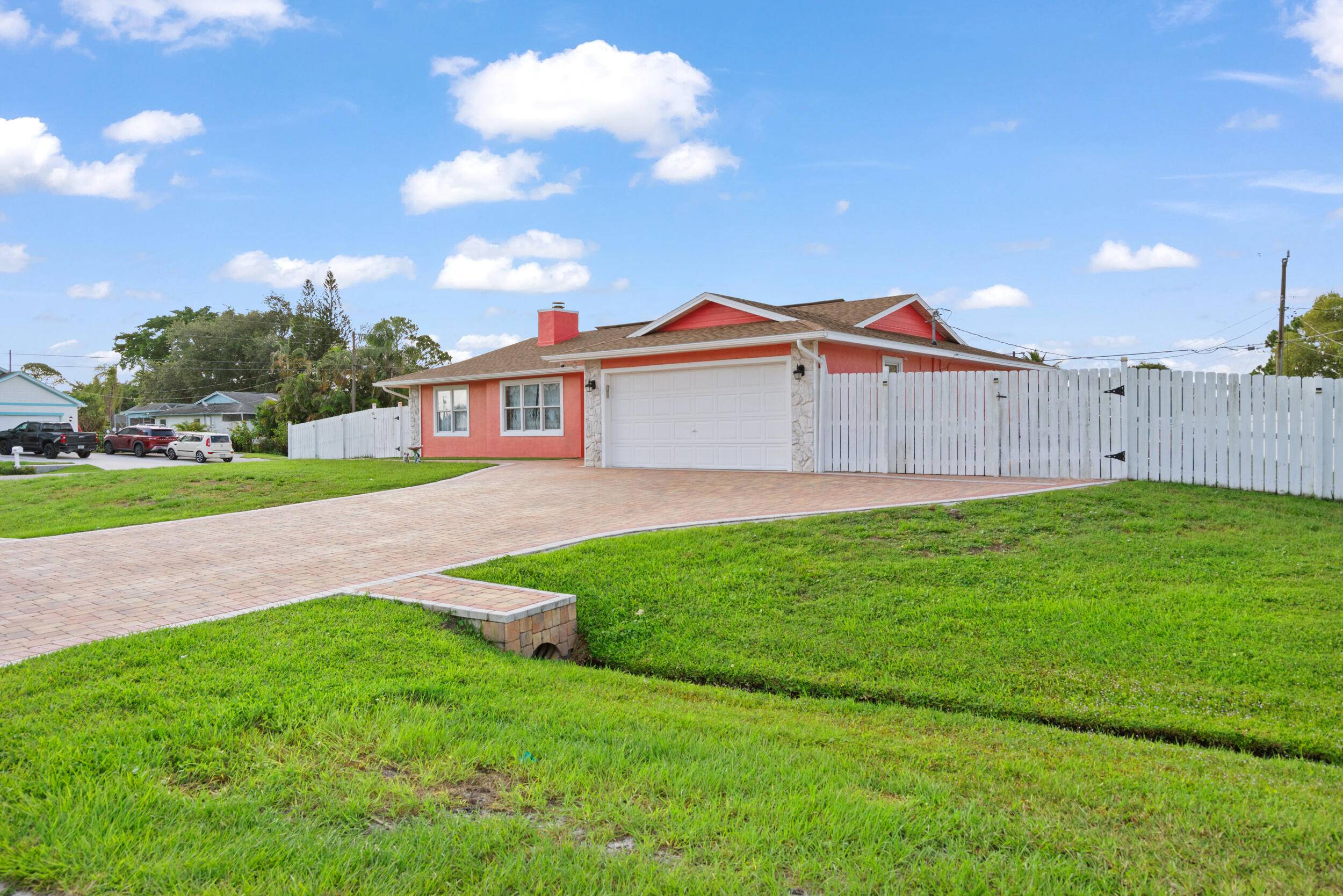 Port Saint Lucie, FL 34984,402 SW Seaflower TER