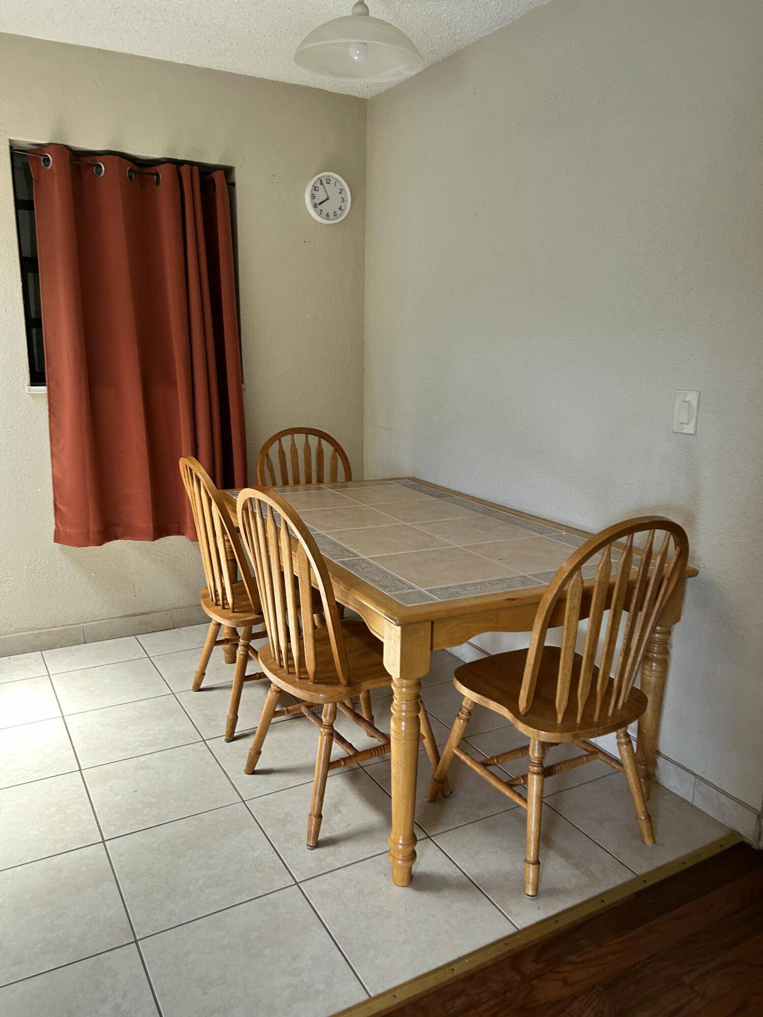 Port Saint Lucie, FL 34983,141 SE Serenata CT