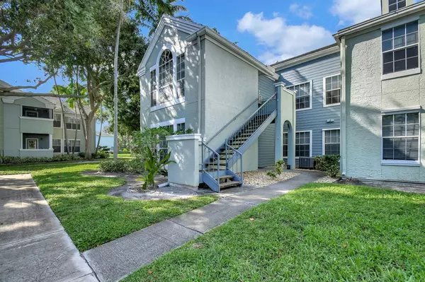 Delray Beach, FL 33444,1215 Crystal WAY B