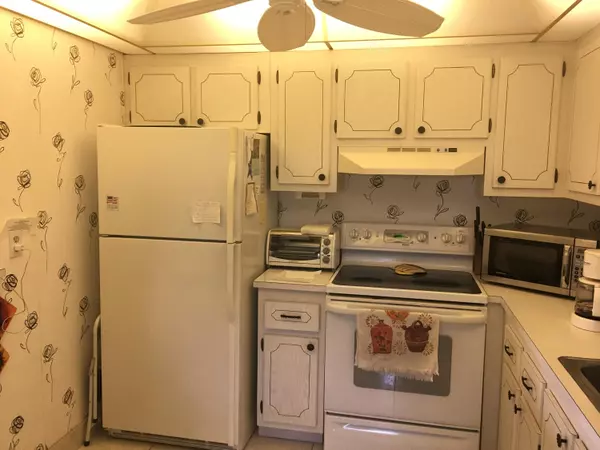Delray Beach, FL 33446,99 Saxony C