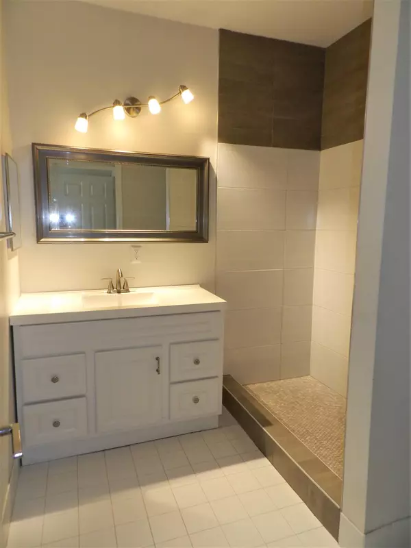 Palm Springs, FL 33406,3569 Forest Hill BLVD 108