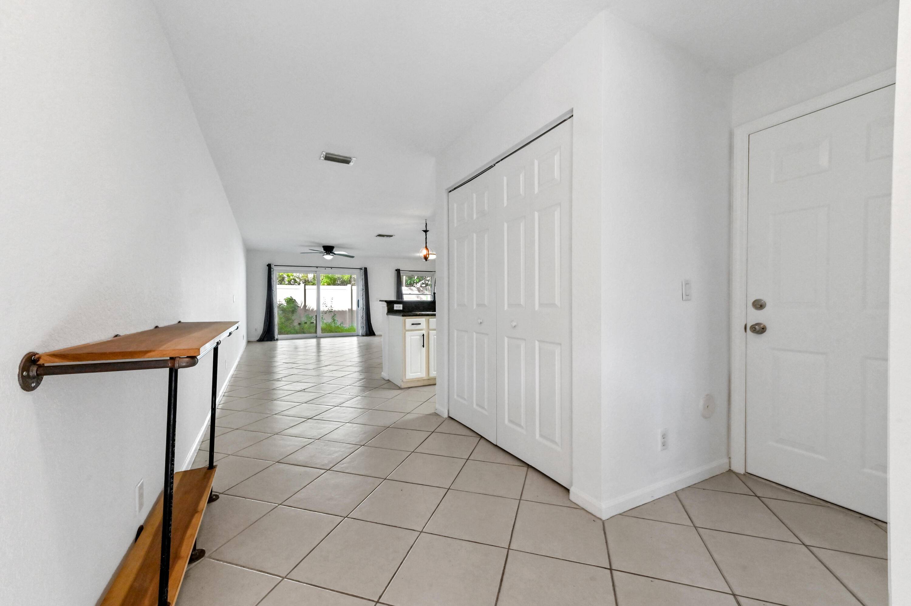 Deerfield Beach, FL 33064,4456 Crystal Lake DR 4456