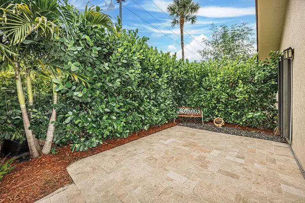 Greenacres, FL 33463,6247 Red Cedar CIR