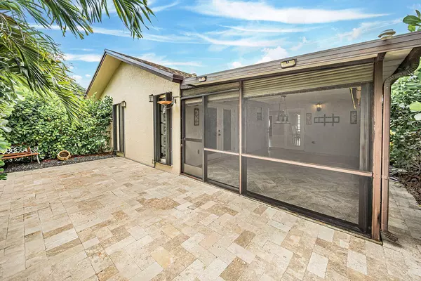 Greenacres, FL 33463,6247 Red Cedar CIR