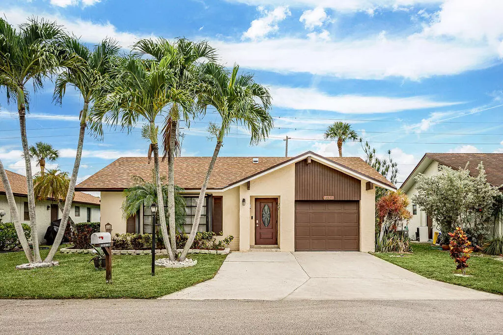 Greenacres, FL 33463,6247 Red Cedar CIR