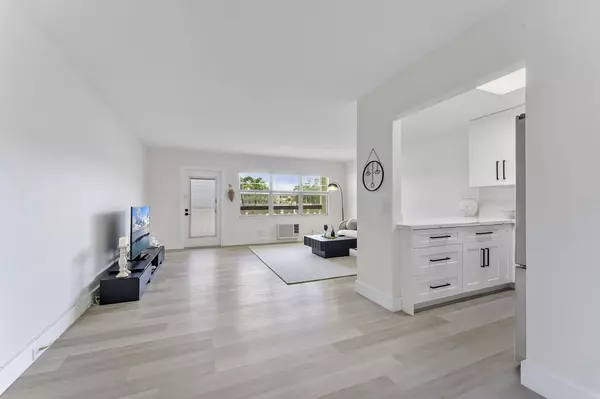 Boca Raton, FL 33434,275 Mansfield G 275