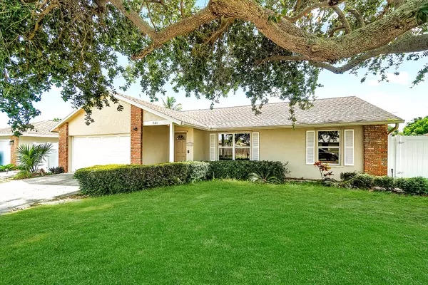 Lantana, FL 33462,981 Wynndale WAY