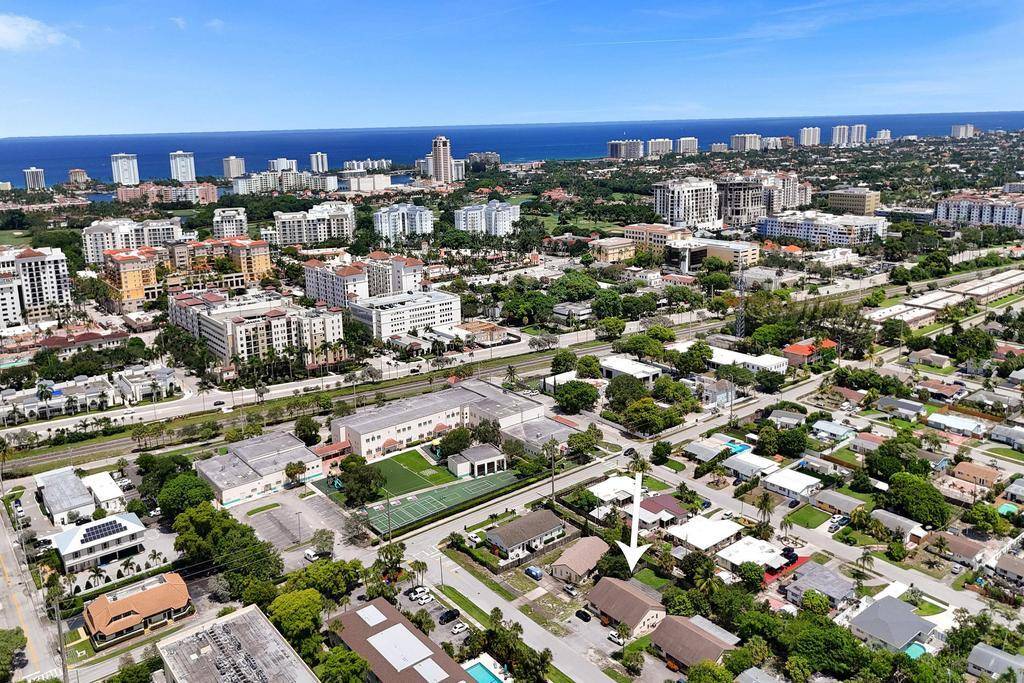Boca Raton, FL 33432,230 SW 1st ST