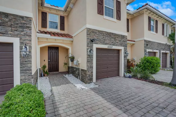 West Palm Beach, FL 33417,4307 Chalmers LN