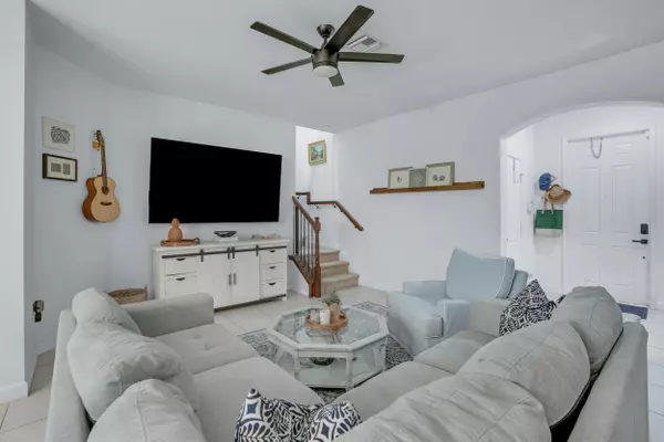 West Palm Beach, FL 33417,4307 Chalmers LN