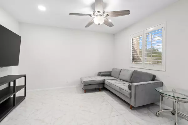 Delray Beach, FL 33445,2808 Casa Way