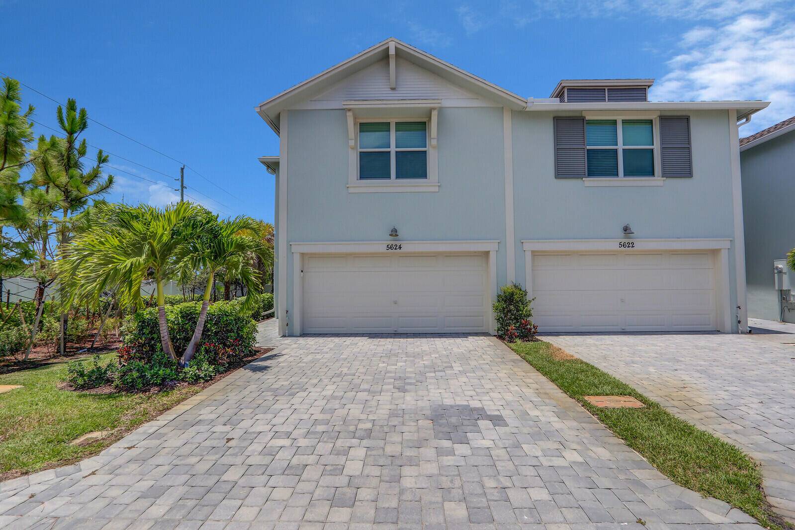 5624 SE Edgewater CIR, Stuart, FL 34997