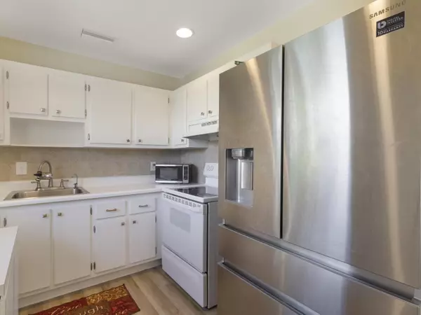 652 N Flanders, Delray Beach, FL 33484