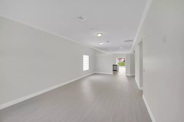 Wellington, FL 33414,2615 Country Golf DR