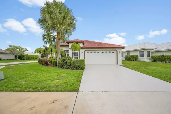 2615 Country Golf DR, Wellington, FL 33414