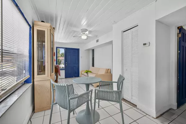 Riviera Beach, FL 33404,1181 W 32nd ST