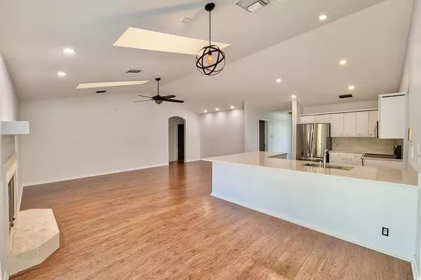 Jupiter, FL 33478,16215 N 121st TER