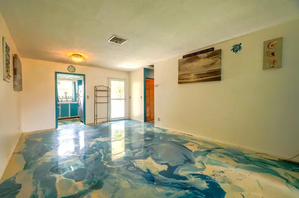 West Palm Beach, FL 33415,2739 W Emory DR F