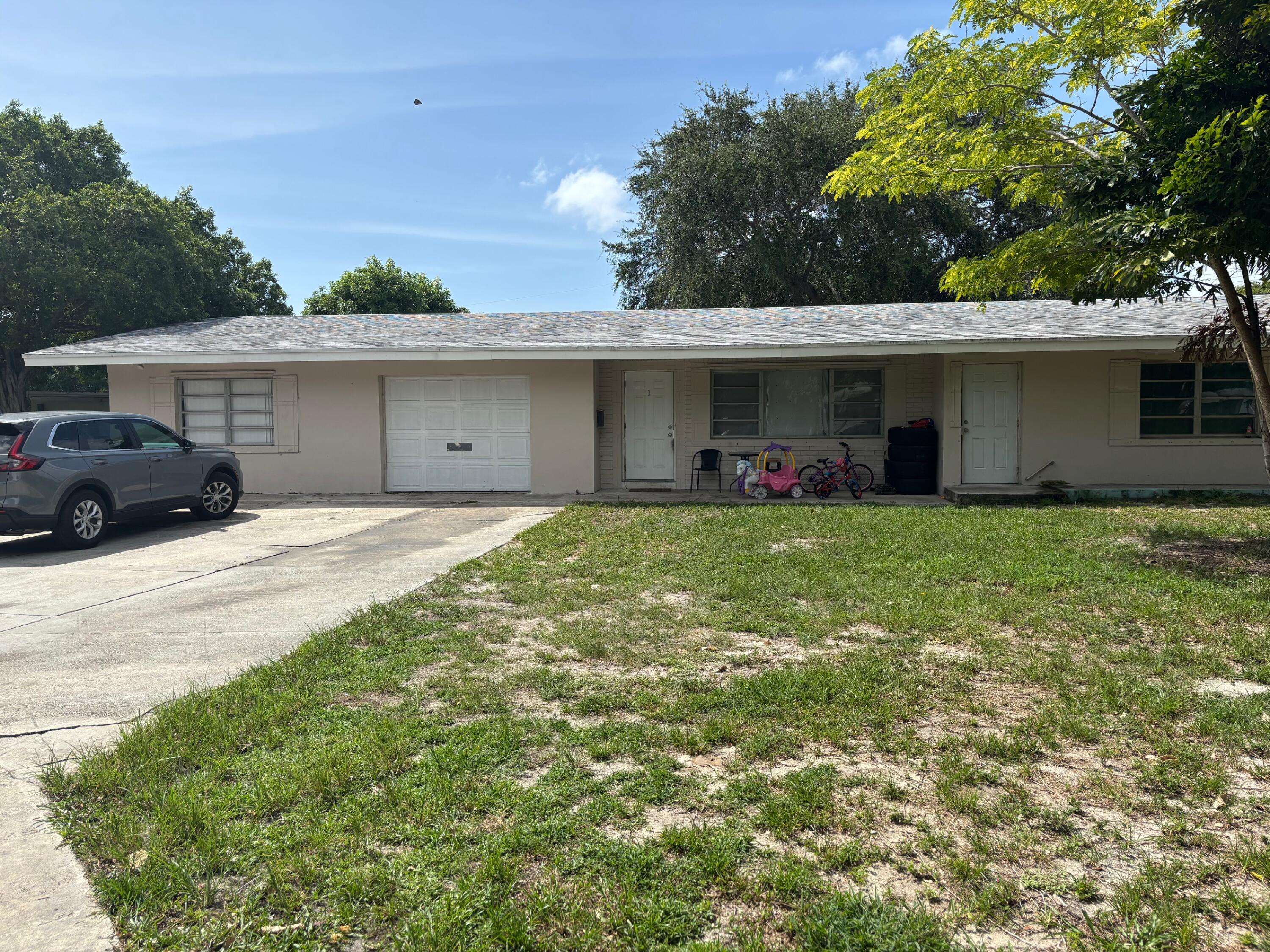 1980 Kirk RD, Palm Springs, FL 33406