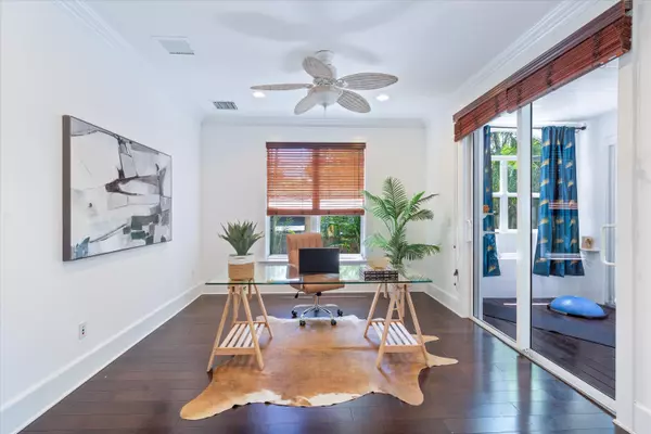 Boca Raton, FL 33432,575 NW 7th ST