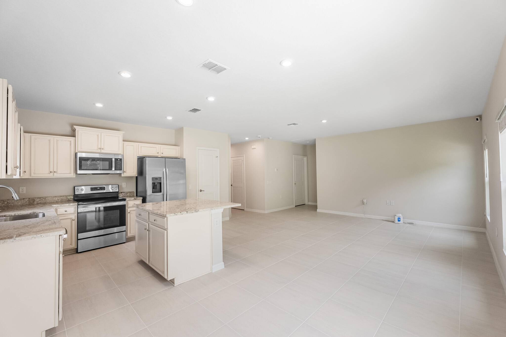 Fort Pierce, FL 34981,3639 Sapphire Hollow WAY
