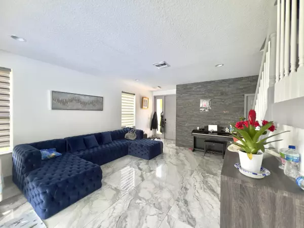 Delray Beach, FL 33446,15643 Messina Isle CT