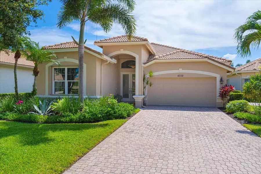 8332 Muirfield WAY, Port Saint Lucie, FL 34986