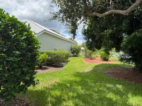 Port Saint Lucie, FL 34983,432 NE Leaping Frog WAY