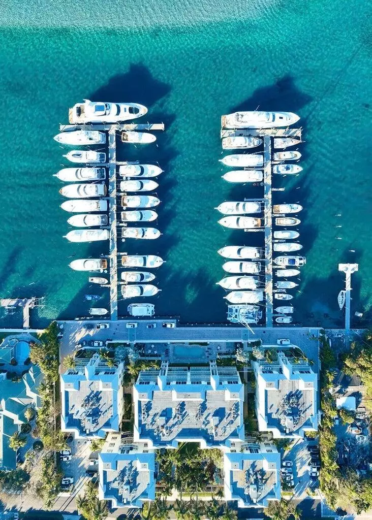 Palm Beach Shores, FL 33404,184 Lake DR 2304
