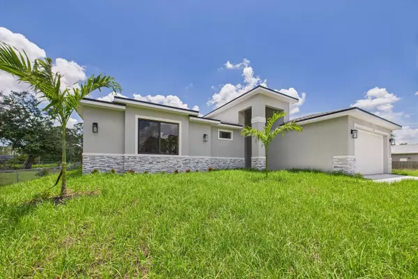 Palm Bay, FL 32908,797 SW Tejon AVE