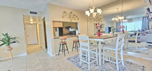 West Palm Beach, FL 33417,3630 Alder DR F2