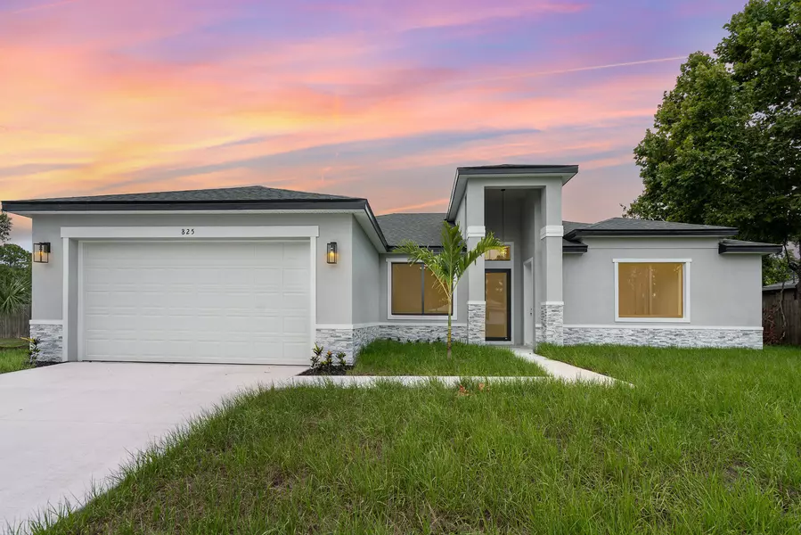 825 SW Tejon AVE, Palm Bay, FL 32908