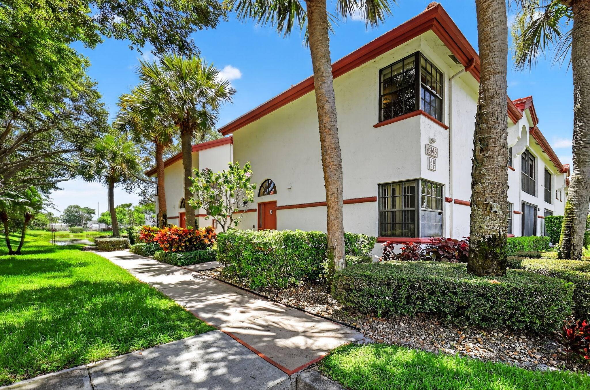 Boynton Beach, FL 33437,5145 Brisata CIR E