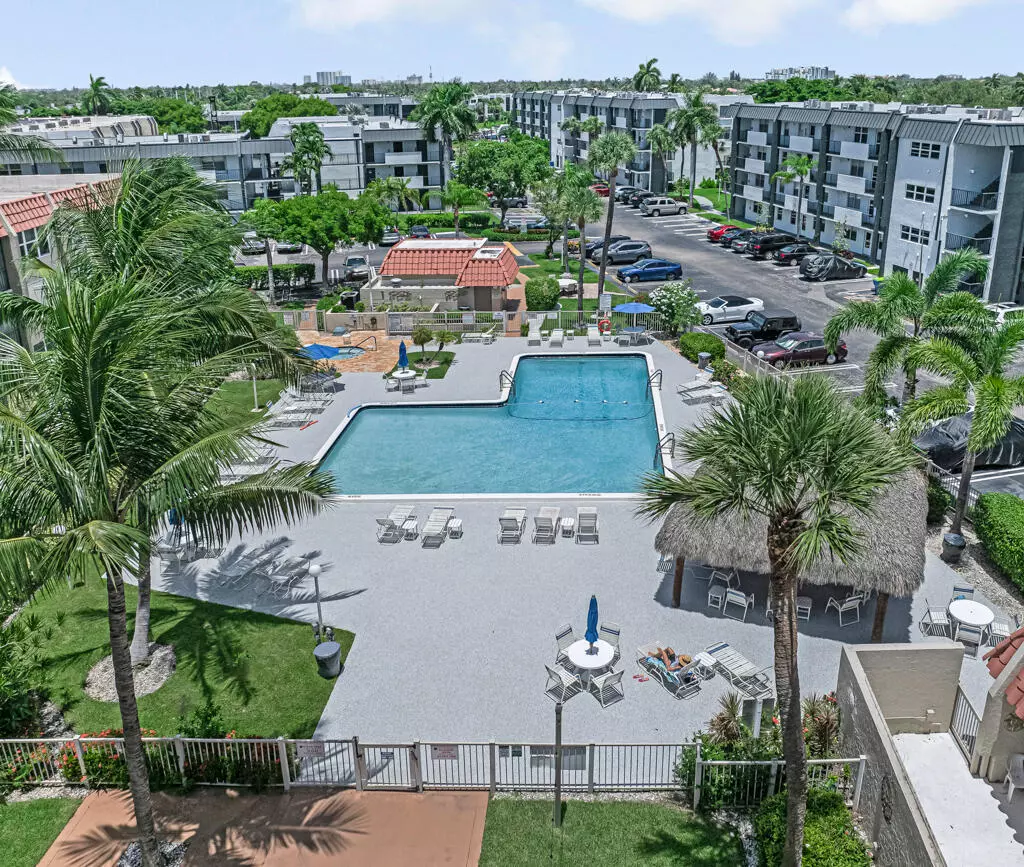 Pompano Beach, FL 33062,777 S Federal HWY Rp912