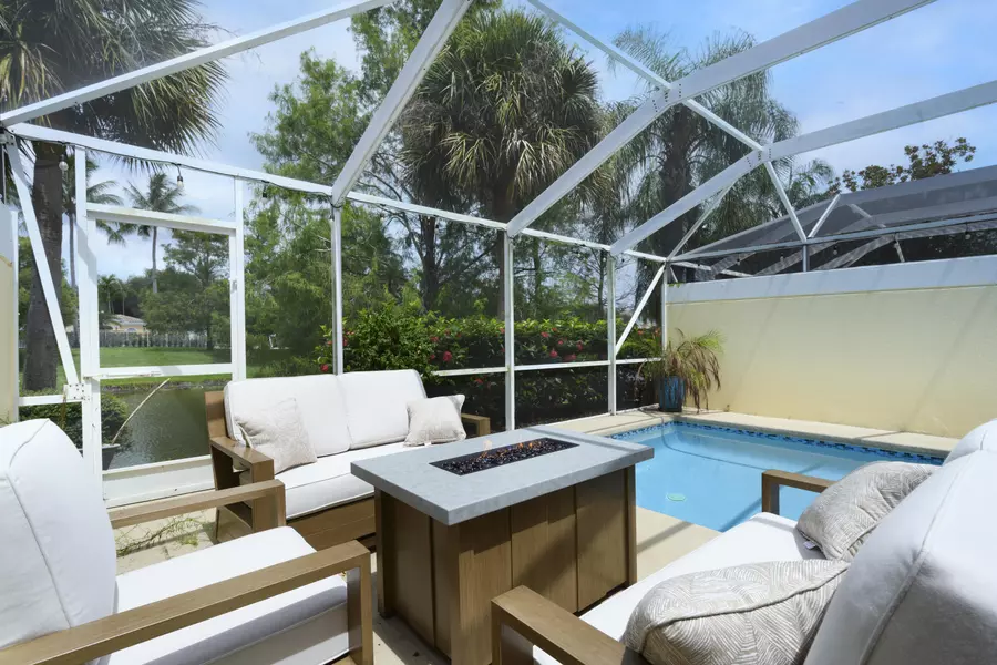 435 Capistrano DR, Palm Beach Gardens, FL 33410