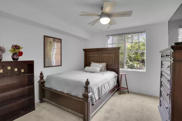 Boynton Beach, FL 33437,6777 Heritage Grande 1104