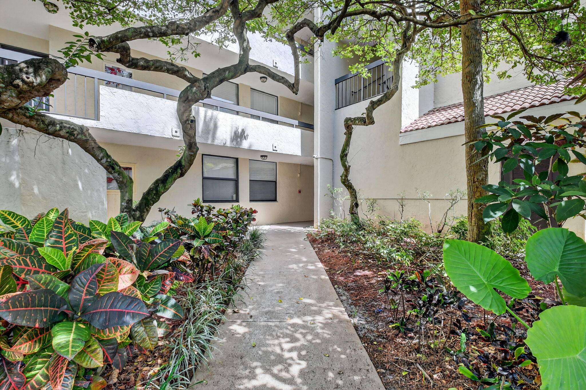 Delray Beach, FL 33444,2025 Lavers CIR D110